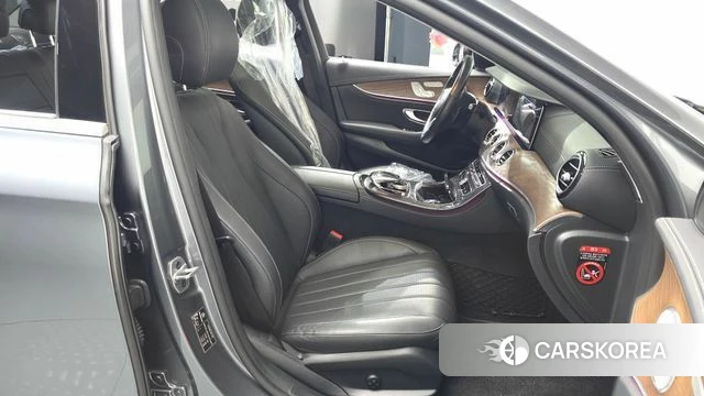 Mercedes-Benz E-Class W213 id 4952809 из Кореи 18