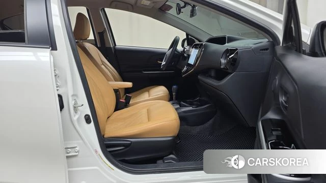 Toyota Prius C id 4993509 из Кореи 18