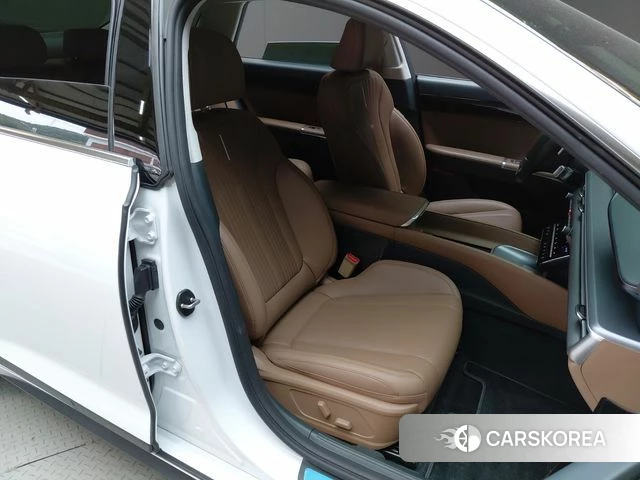 Hyundai Grandeur (GN7) id 4748141 из Кореи 18