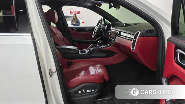 Porsche Cayenne (PO536) id 5018412 из Кореи 18