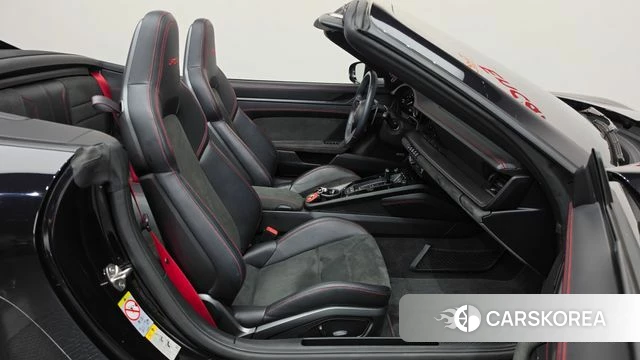 Porsche 911(992) id 4935586 из Кореи 18