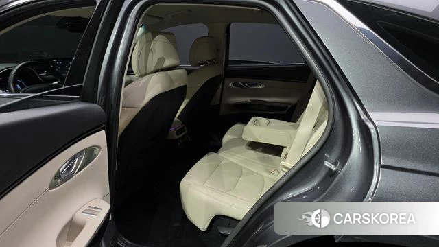 Genesis GV70 id 4952035 из Кореи 18