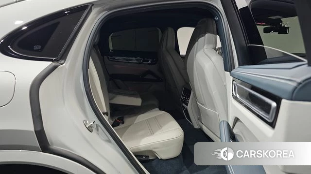 Porsche Cayenne (PO536) id 5040210 из Кореи 18