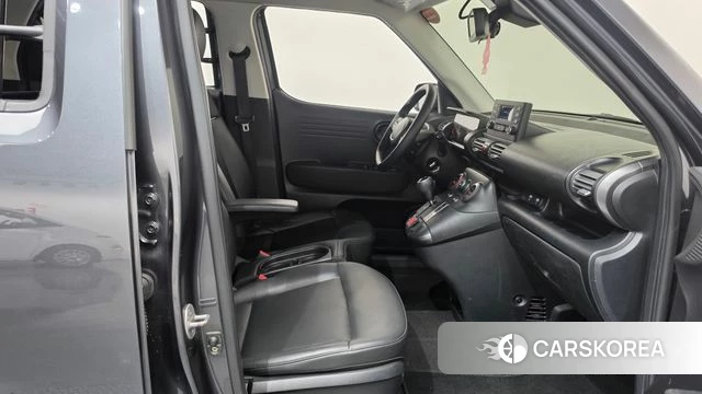 Hyundai Casper id 5040199 из Кореи 18