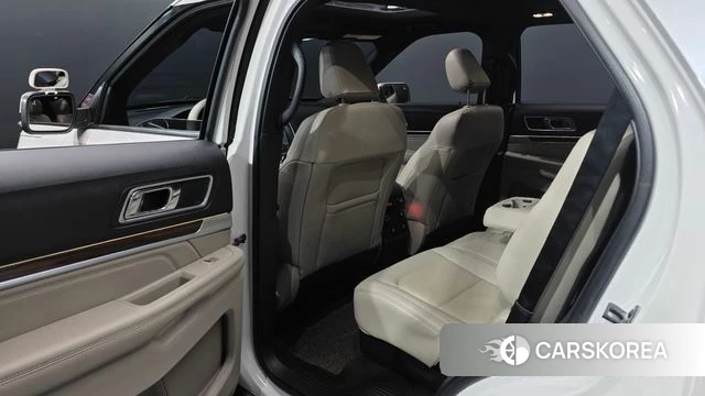 Ford Explorer id 4993240 из Кореи 18