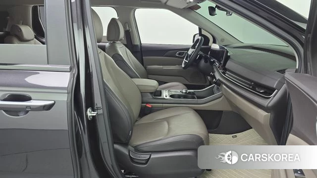 Kia The New Carnival 4th Generation id 5032945 из Кореи 18