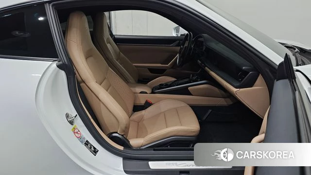 Porsche 911(992) id 4982467 из Кореи 18