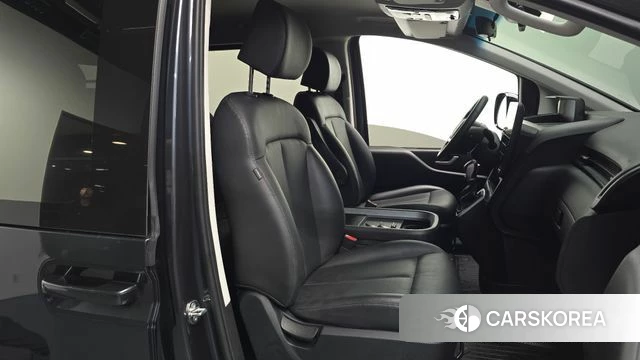 Hyundai Staria id 5001712 из Кореи 18