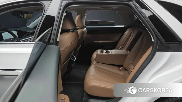 Hyundai Grandeur (GN7) id 5045927 из Кореи 18