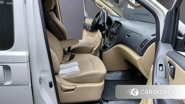 Hyundai The New Grand Starex id 4568164 из Кореи 18