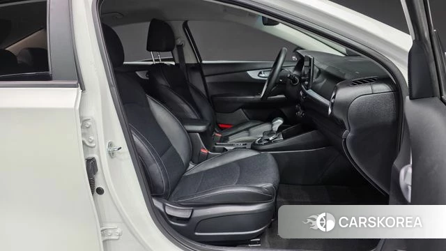 Kia The New K3 2nd generation id 4528950 из Кореи 18