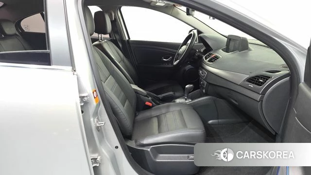 Renault Korea (Samsung) SM3 Z.E. id 5023530 из Кореи 18