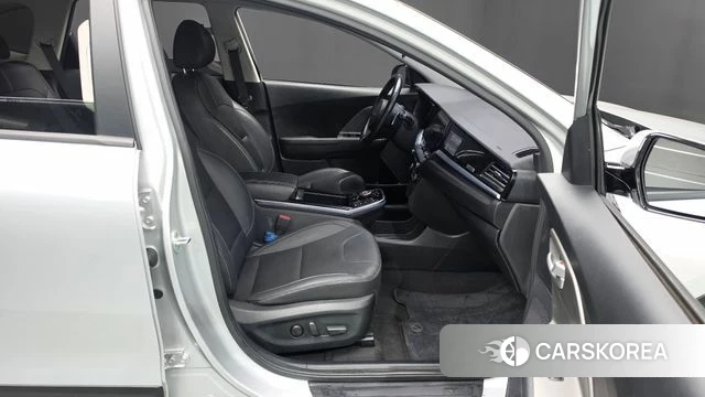 Kia Niro Plus id 5040379 из Кореи 18