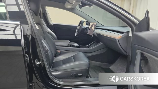 Tesla Model 3 id 5035304 из Кореи 18
