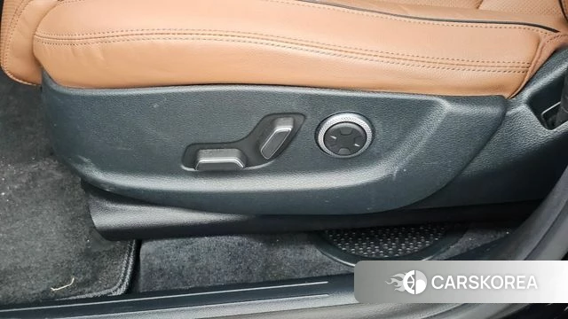 Genesis GV70 id 5003178 из Кореи 18