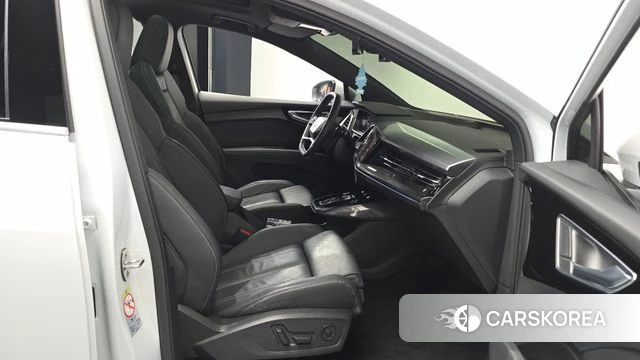 Audi Q4 e-Tron (F4) id 4422701 из Кореи 18
