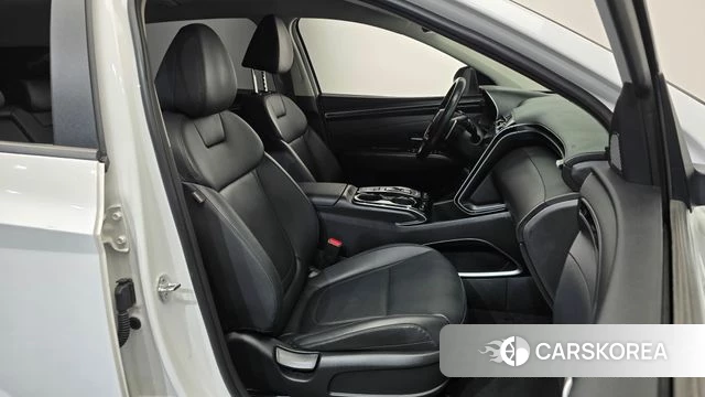 Hyundai Tucson (NX4) id 4976931 из Кореи 18