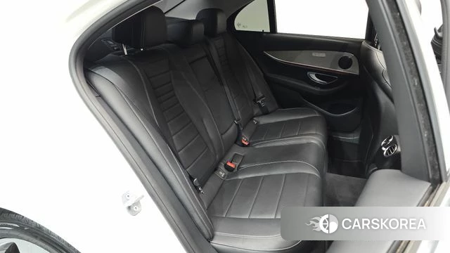 Mercedes-Benz E-Class W213 id 4978229 из Кореи 18