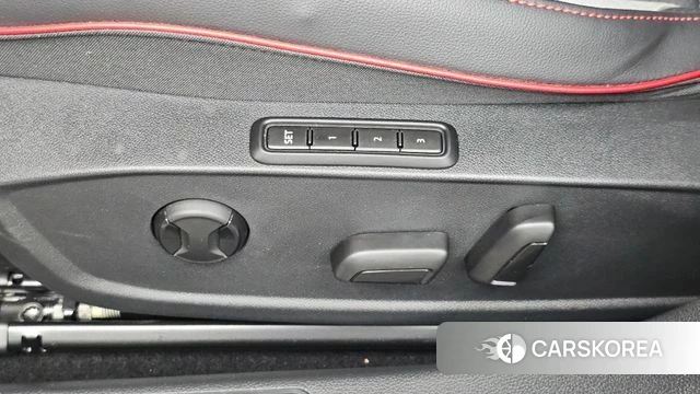 Volkswagen Golf 8th Generation id 4980769 из Кореи 18