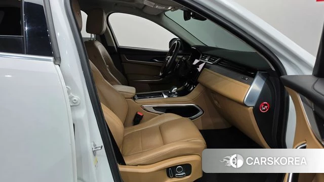 Jaguar F-PACE id 4922754 из Кореи 18