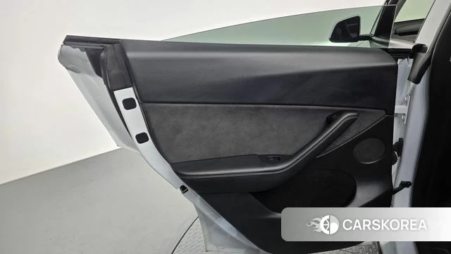 Tesla Model Y id 5046656 из Кореи 18