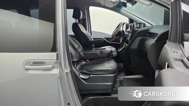 Hyundai Staria id 4950526 из Кореи 18