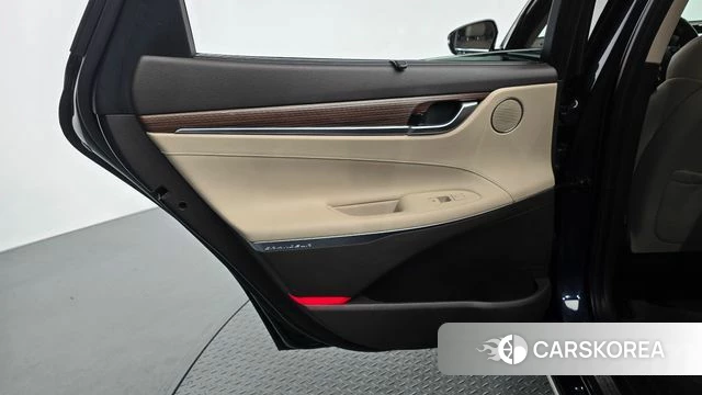 Hyundai Grandeur IG id 5042166 из Кореи 18