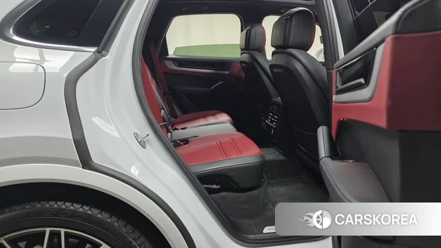 Porsche Cayenne (PO536) id 4898304 из Кореи 18