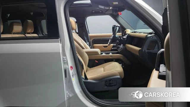 Land Rover Defender (L663) id 5020845 из Кореи 18
