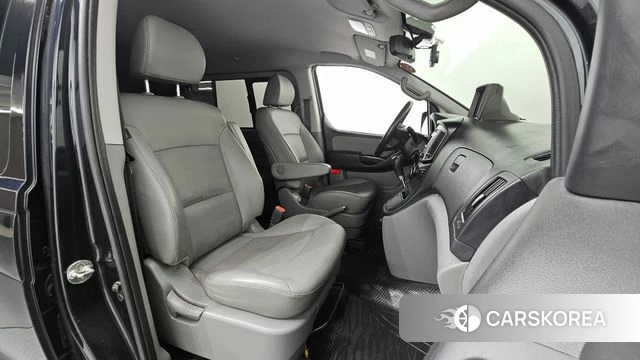 Hyundai The New Grand Starex id 4987764 из Кореи 18