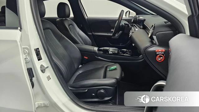 Mercedes-Benz A-Class W177 id 5028375 из Кореи 18