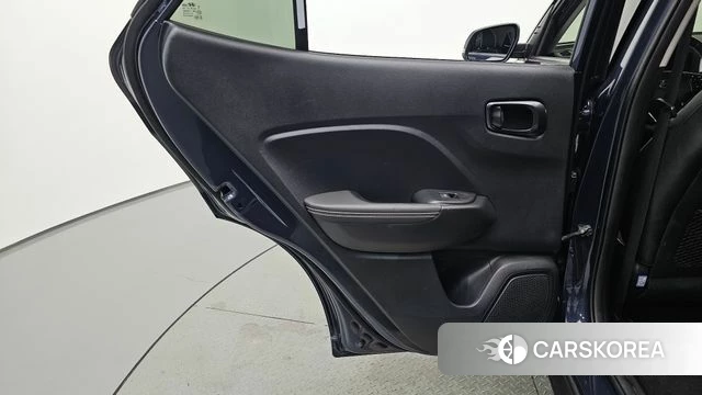 Hyundai Venue id 5018389 из Кореи 18