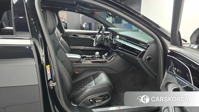 Audi A8 (D5) id 4935143 из Кореи 18