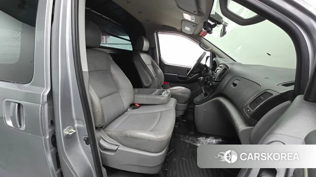 Hyundai The New Grand Starex id 5013921 из Кореи 18