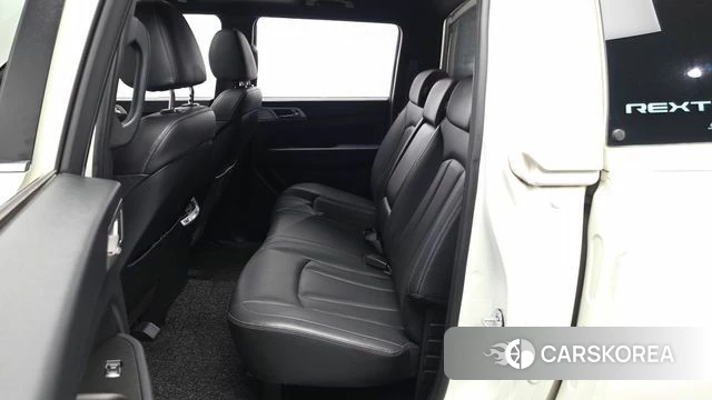 Ssangyong Rexton Sports Cannes id 4918599 из Кореи 18