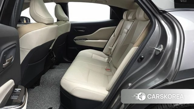 Toyota Crown Crossover id 5045632 из Кореи 18