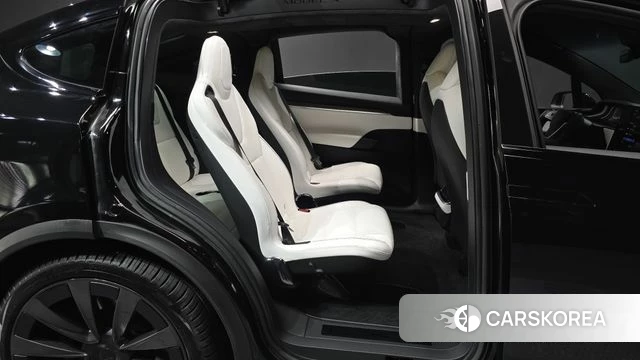 Tesla Model X id 4928796 из Кореи 18