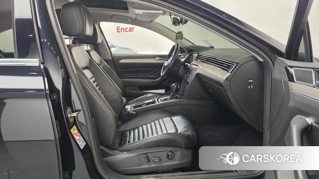 Volkswagen Passat GT (B8) id 4976210 из Кореи 18