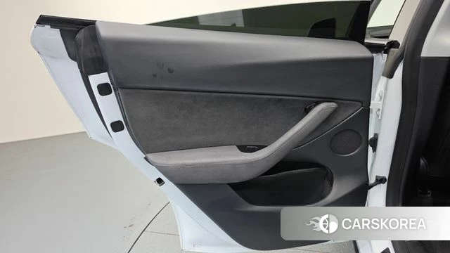 Tesla Model Y id 4726065 из Кореи 18