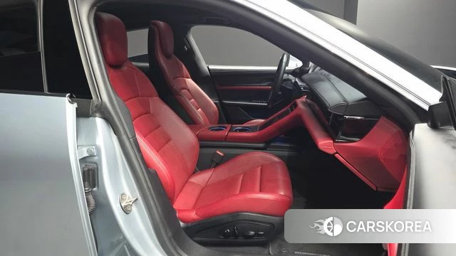 Porsche Taycan id 4923256 из Кореи 18