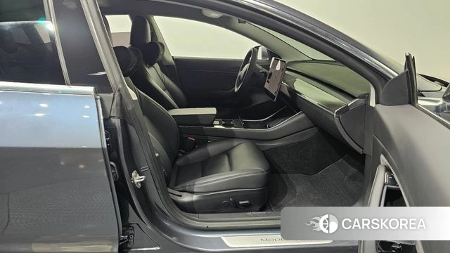 Tesla Model 3 id 4959624 из Кореи 18