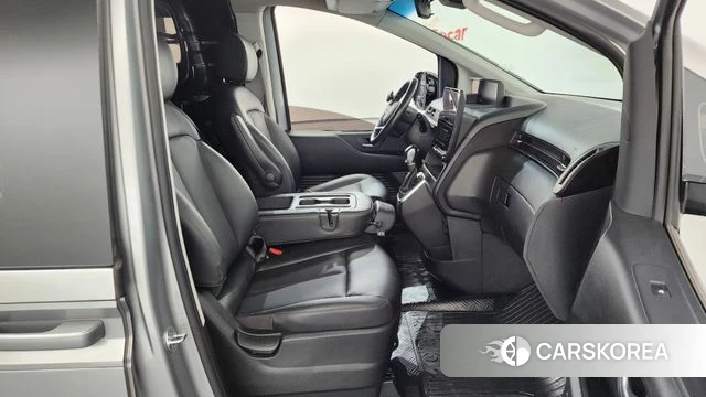 Hyundai Staria id 4524373 из Кореи 18
