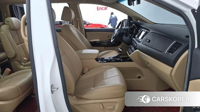 Kia The New Carnival id 5048640 из Кореи 18