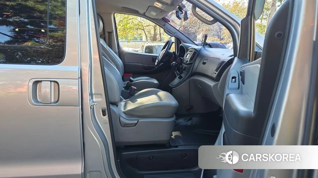 Hyundai The New Grand Starex id 4988559 из Кореи 18