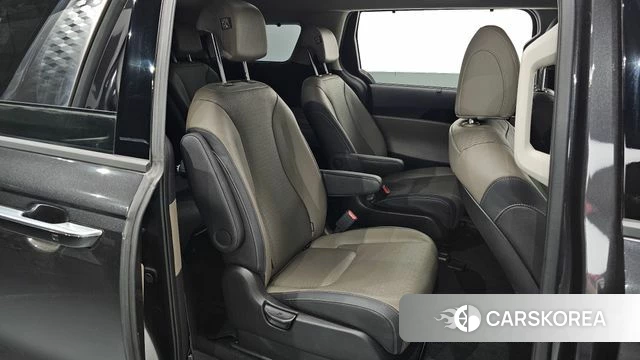 Kia The New Carnival 4th Generation id 4853575 из Кореи 18