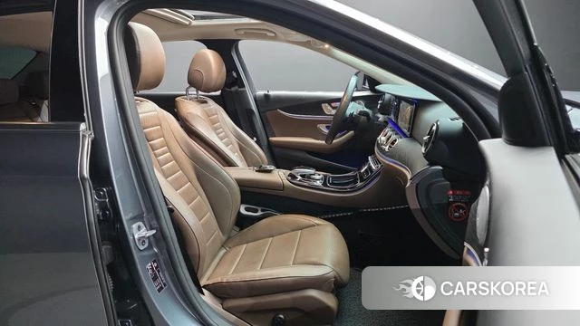 Mercedes-Benz E-Class W213 id 4988337 из Кореи 18