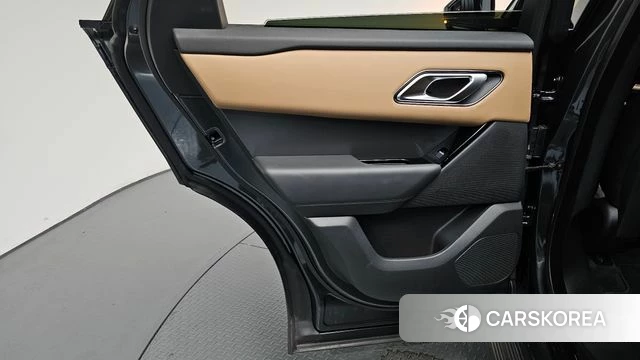 Land Rover Range Rover Velar id 4897698 из Кореи 18