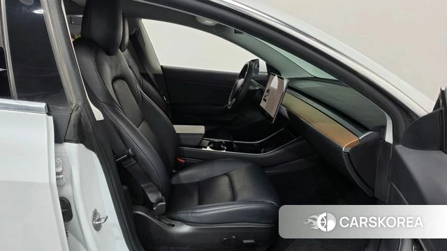 Tesla Model 3 id 5041503 из Кореи 18
