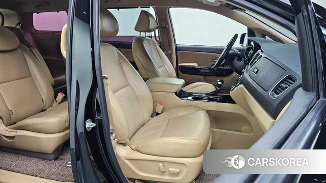 Kia The New Carnival id 4856237 из Кореи 18