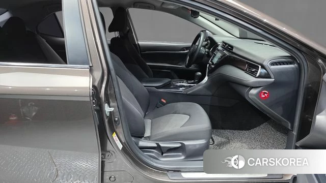 Toyota Camry (XV70) id 4977947 из Кореи 18